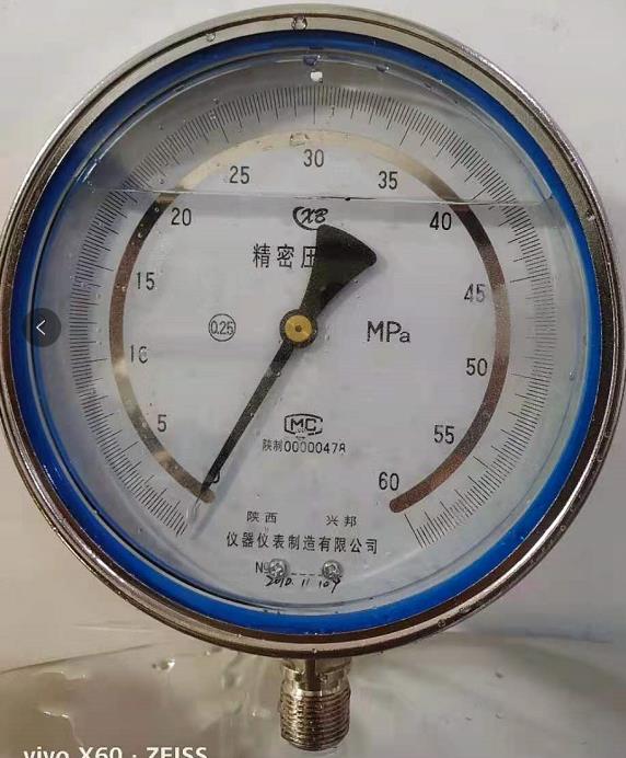 精密耐震壓力表YBN-150,0.25級，0.4級，-0.1-0-100MPA